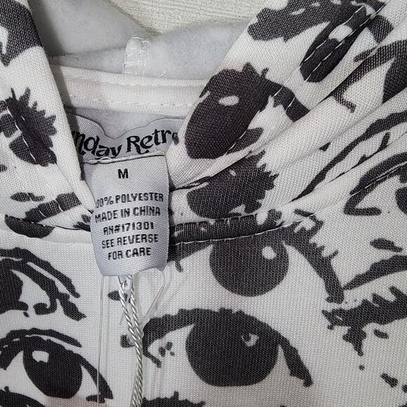 Eye white Hoodie women's size medium - Picture 3 of 6